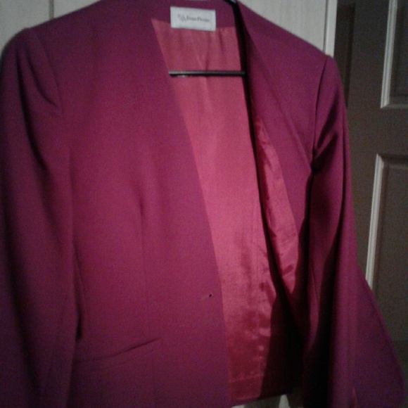 Jacket - Picture 5 of 5